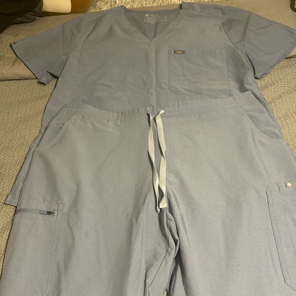 COPY - Figs Light Blue Scrub Set